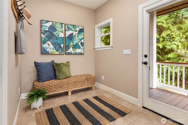 17122 32nd Avenue NE, Lake Forest Park, WA 98155