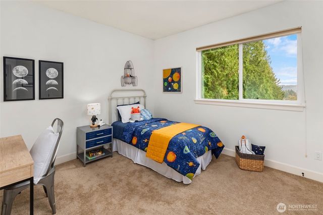 17122 32nd Avenue NE, Lake Forest Park, WA 98155