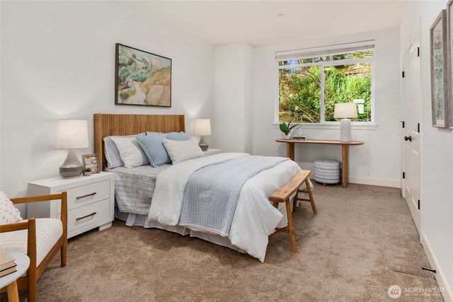 17122 32nd Avenue NE, Lake Forest Park, WA 98155