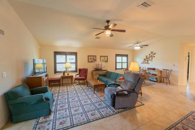 3 EL CAMINO REAL, Port St. Lucie, FL 34952