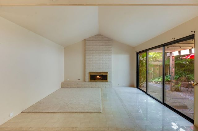 1973 Discovery Village Ln, Gold River, CA 95670