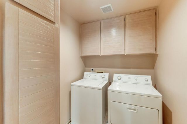 1973 Discovery Village Ln, Gold River, CA 95670