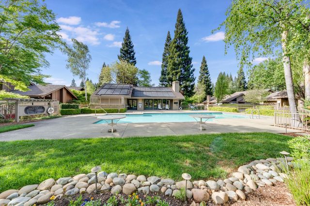 1973 Discovery Village Ln, Gold River, CA 95670