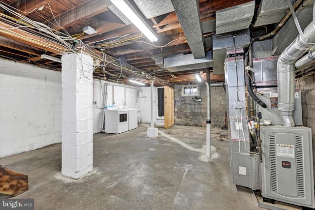 2924 SOLLERS POINT RD, Baltimore, MD 21222