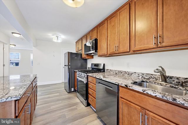 2924 SOLLERS POINT RD, Baltimore, MD 21222