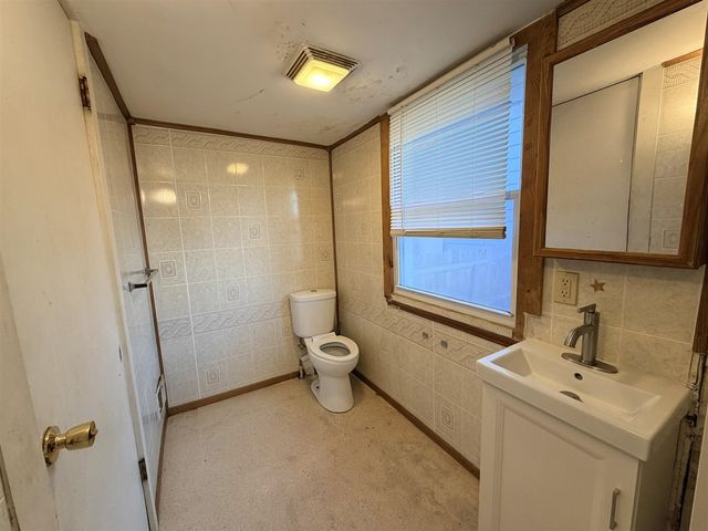 718 Harrison Street, Kalamazoo, MI 49007