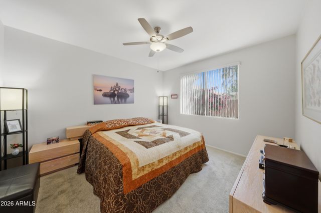 19535 N CARRIAGE Lane, Surprise, AZ 85374