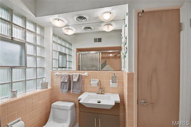 6205 Clifton Avenue, St Louis, MO 63109