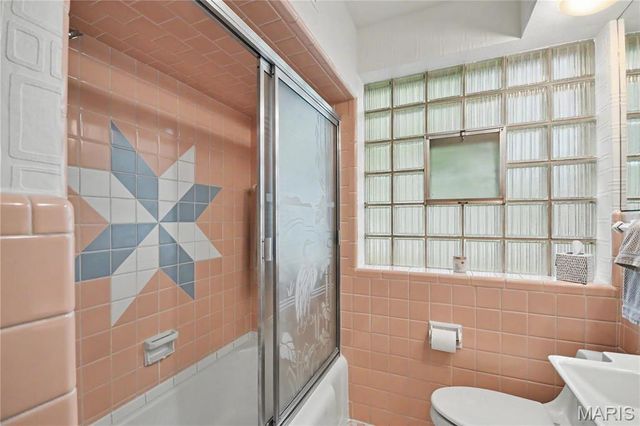 6205 Clifton Avenue, St Louis, MO 63109