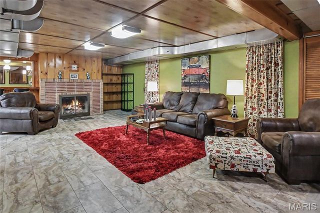 6205 Clifton Avenue, St Louis, MO 63109