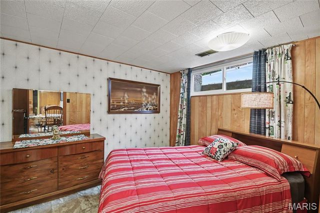 6205 Clifton Avenue, St Louis, MO 63109