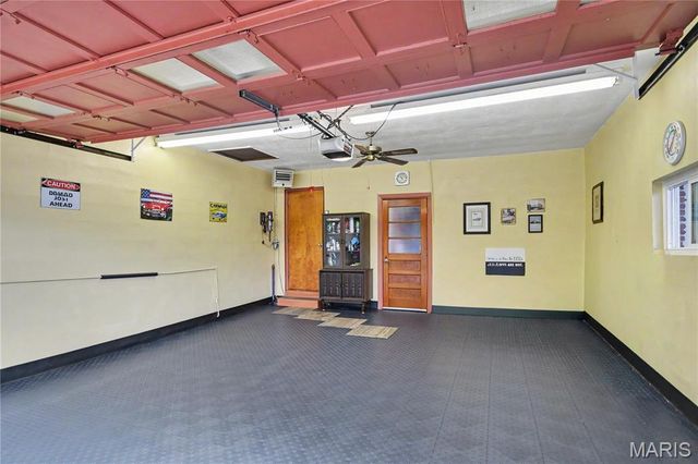 6205 Clifton Avenue, St Louis, MO 63109