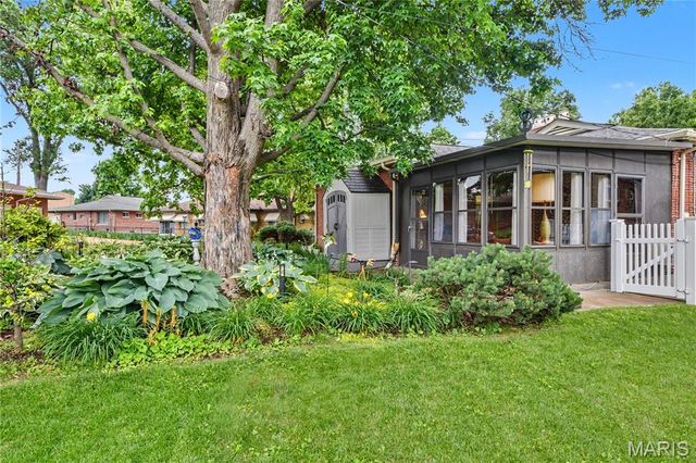 6205 Clifton Avenue, St Louis, MO 63109
