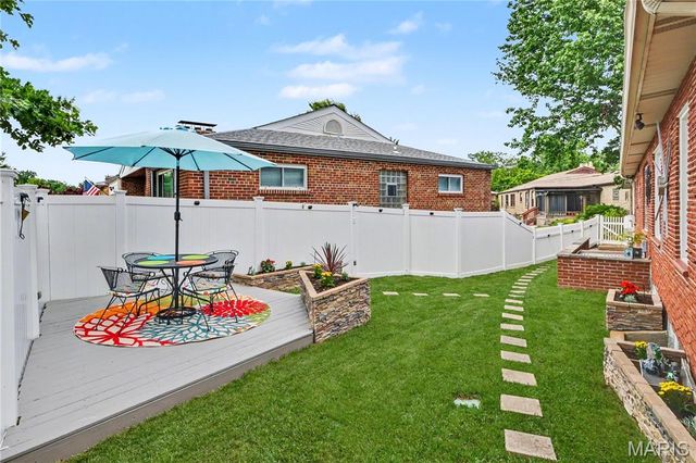6205 Clifton Avenue, St Louis, MO 63109