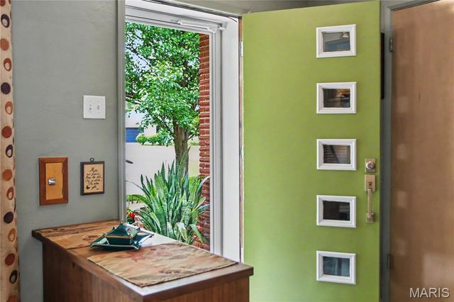 6205 Clifton Avenue, St Louis, MO 63109