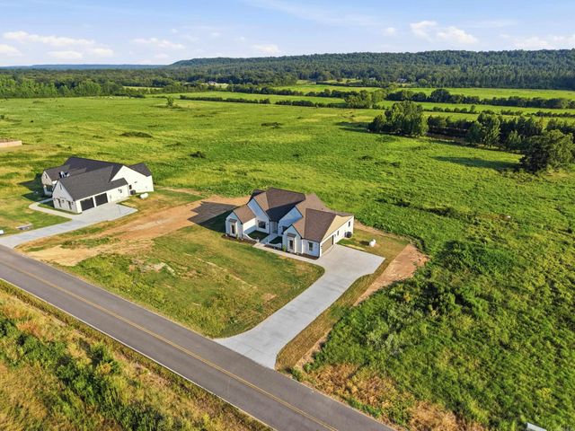248 Castleberry Road, Greenbrier, AR 72058