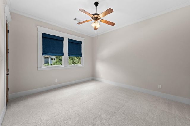 1008 E 7th Street, Houston, TX 77009