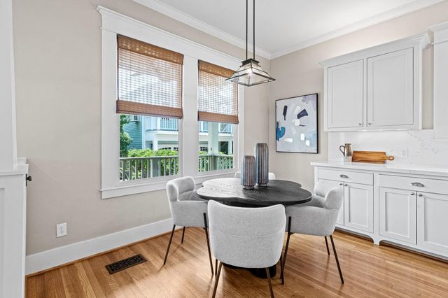 1008 E 7th Street, Houston, TX 77009
