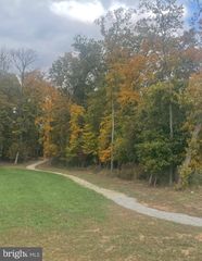 130 PHEASANT RIDGE RD, Hanover, PA 17331