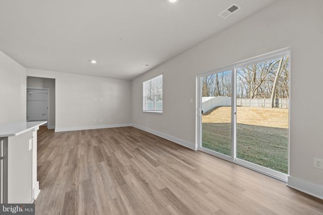 609 HOOT OWL LN, La Plata, MD 20646