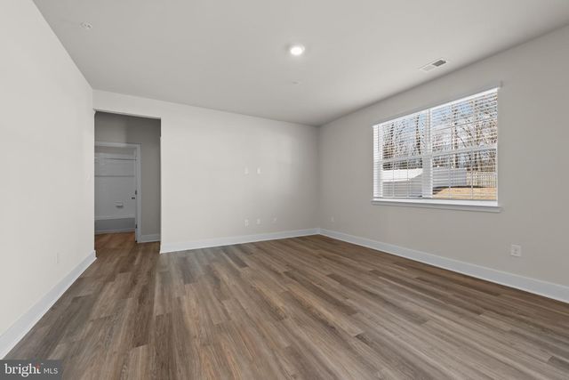 609 HOOT OWL LN, La Plata, MD 20646