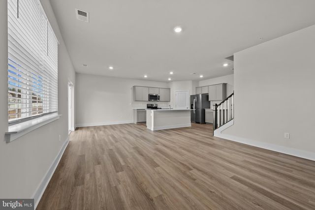 609 HOOT OWL LN, La Plata, MD 20646