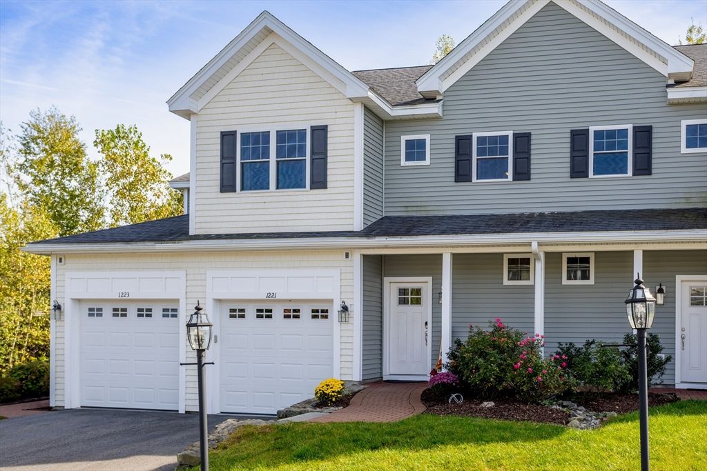 1221 Hazelwood Way 1221, Clinton, MA 01510