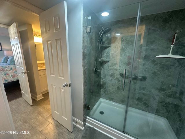 918 N New River Drive 422, Holly Ridge, NC 28445