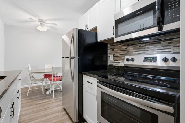 4530 Park Commons Drive 119, Saint Louis Park, MN 55416