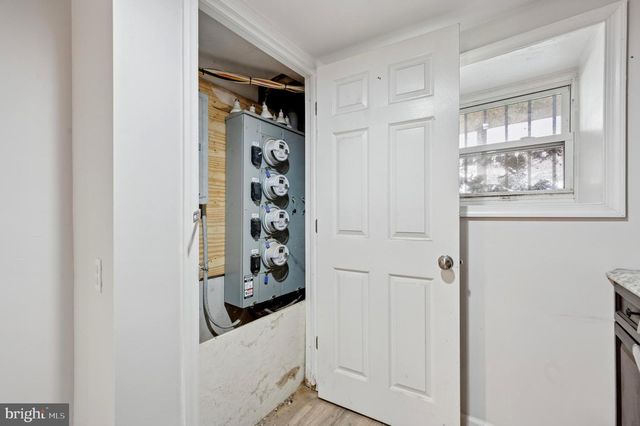 1315 S 56TH ST, Philadelphia, PA 19143