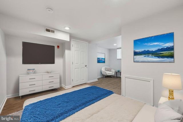 1315 S 56TH ST, Philadelphia, PA 19143