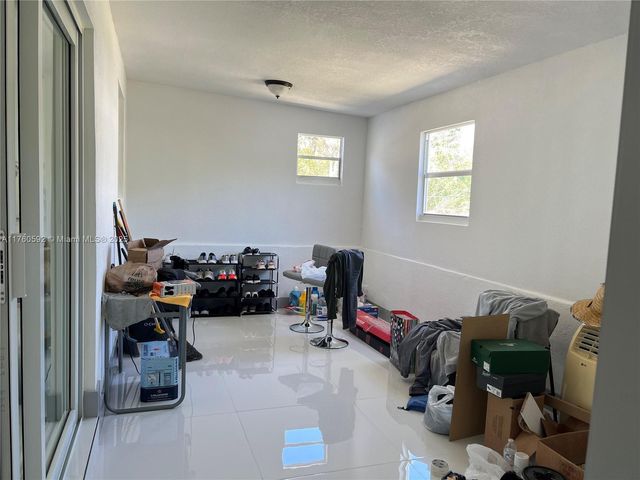 14201 SW 232nd St, Miami, FL 33170