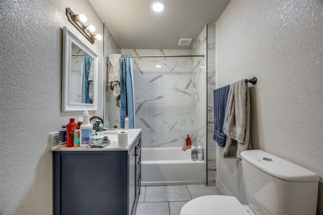 725 S Walnut Street, Sherman, TX 75090