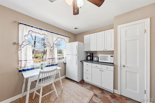 809 Lincoln Street, Elsberry, MO 63343