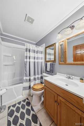 809 Lincoln Street, Elsberry, MO 63343