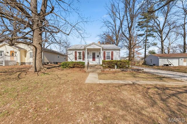 809 Lincoln Street, Elsberry, MO 63343