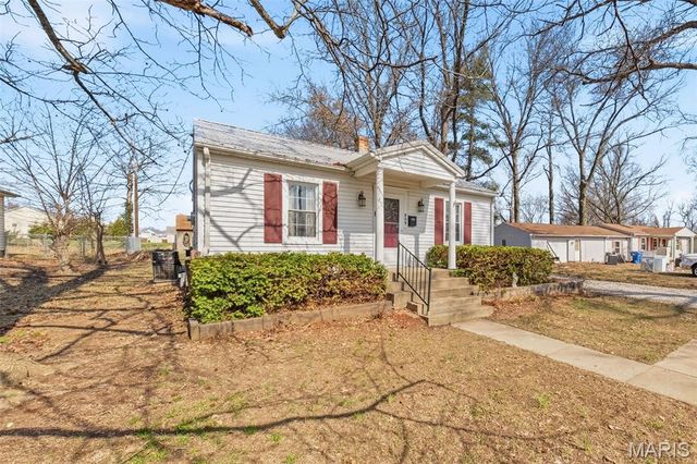 809 Lincoln Street, Elsberry, MO 63343