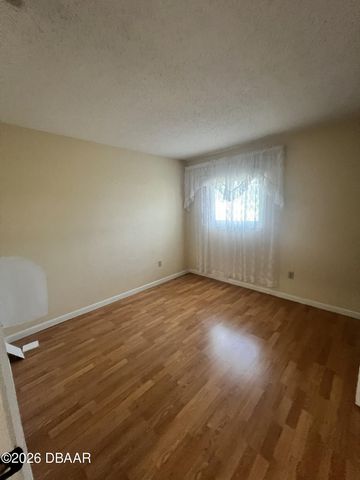 2 Seneca Path, Palm Coast, FL 32164