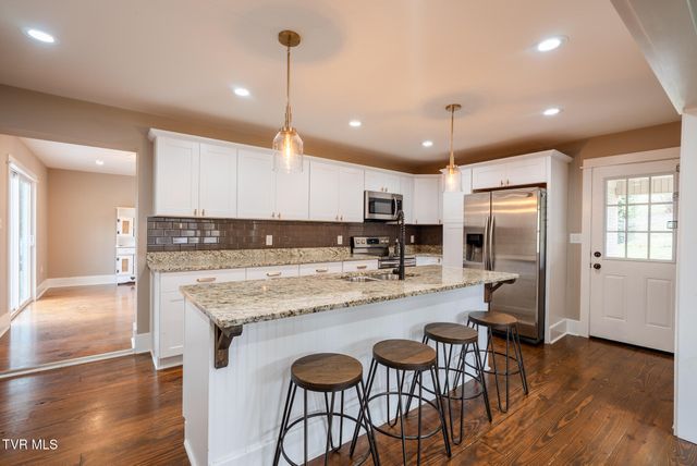 5925 Cochise Trail, Kingsport, TN 37664