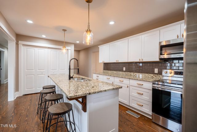 5925 Cochise Trail, Kingsport, TN 37664