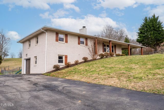 5925 Cochise Trail, Kingsport, TN 37664