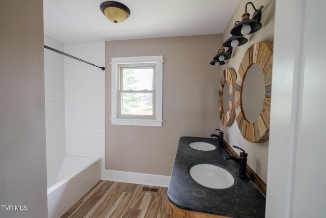 5925 Cochise Trail, Kingsport, TN 37664