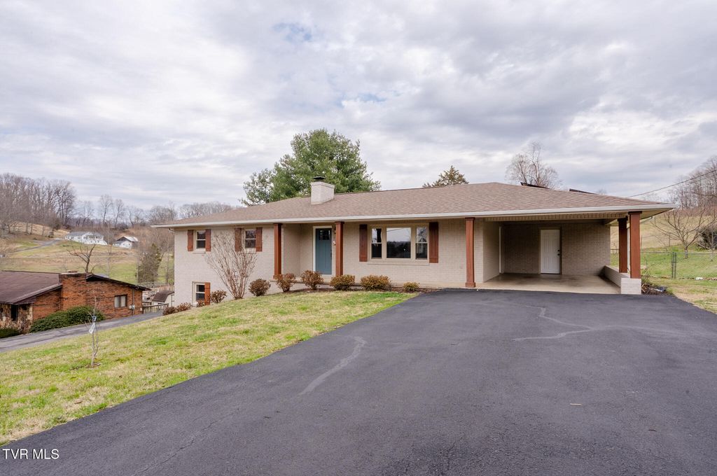 5925 Cochise Trail, Kingsport, TN 37664