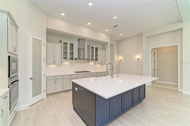 5129 EVERLONG DRIVE, Apollo Beach, FL 33572