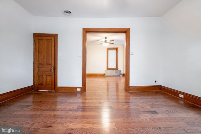 81 LONGSTOWN RD, York, PA 17402