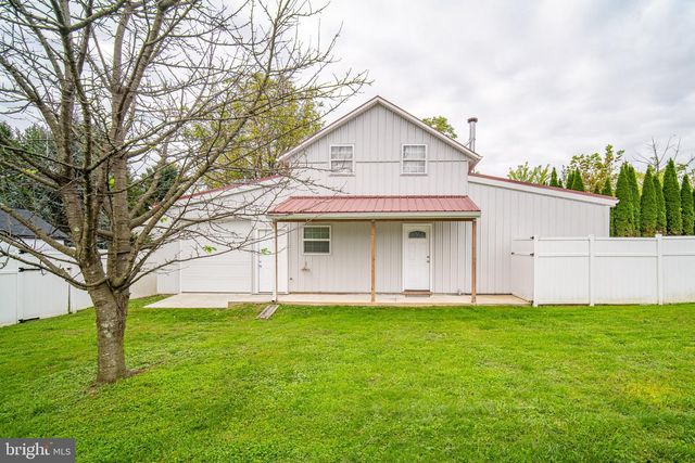 81 LONGSTOWN RD, York, PA 17402