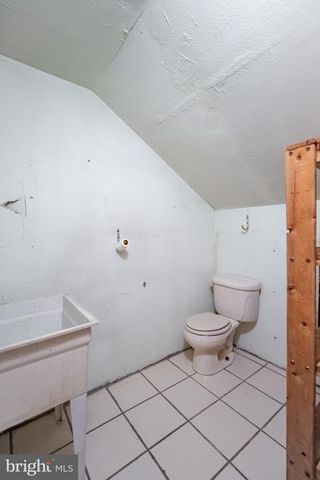 81 LONGSTOWN RD, York, PA 17402