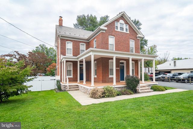 81 LONGSTOWN RD, York, PA 17402