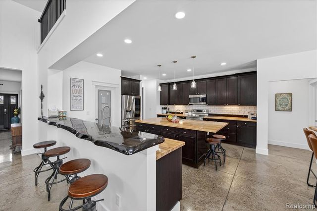 3483 Windwheel Point Drive, Pinckney, MI 48169