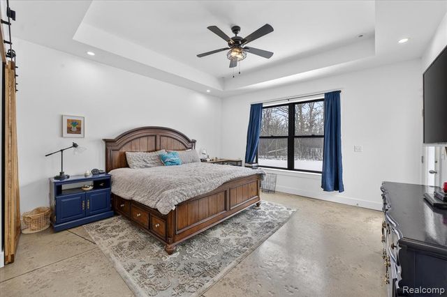 3483 Windwheel Point Drive, Pinckney, MI 48169